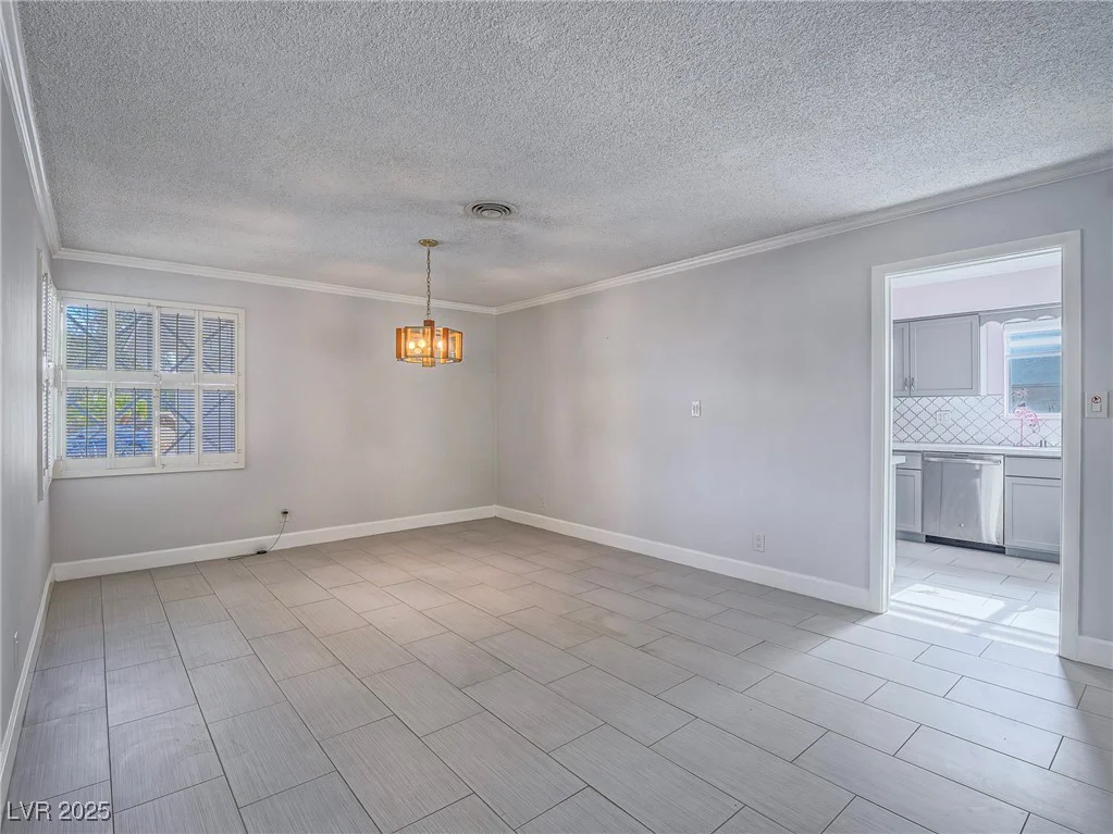 1716 Chapman, Las Vegas, NV 89104