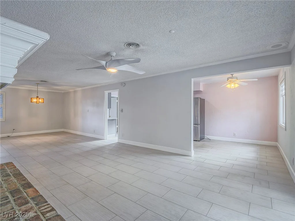 1716 Chapman, Las Vegas, NV 89104