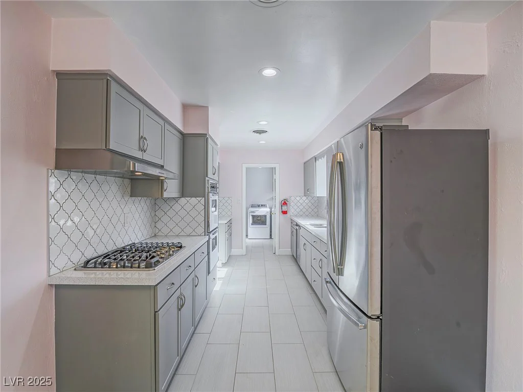 1716 Chapman, Las Vegas, NV 89104