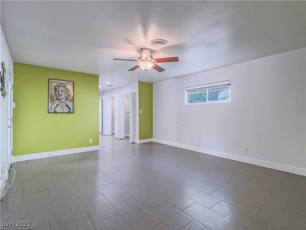 1716 Chapman, Las Vegas, NV 89104