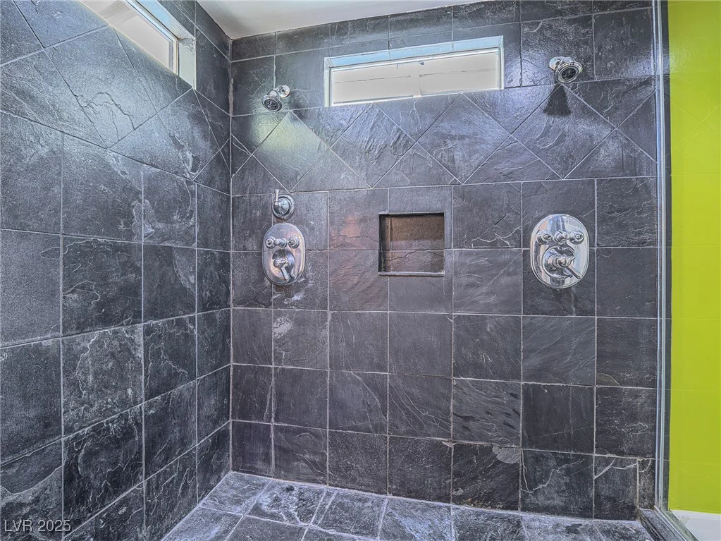 1716 Chapman, Las Vegas, NV 89104