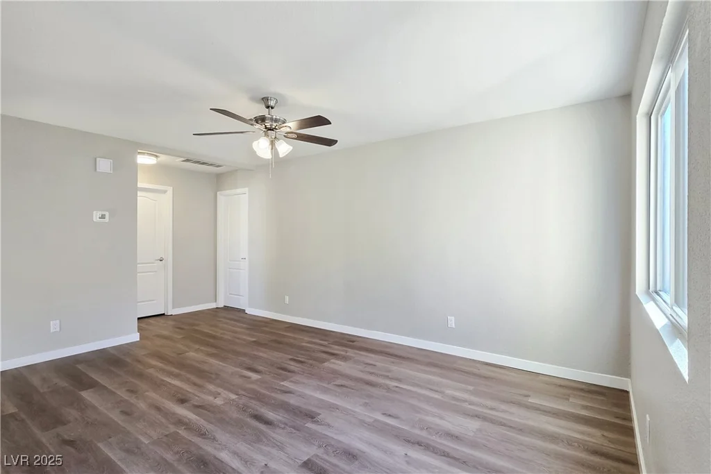 1812 Decatur, Las Vegas, NV 89108