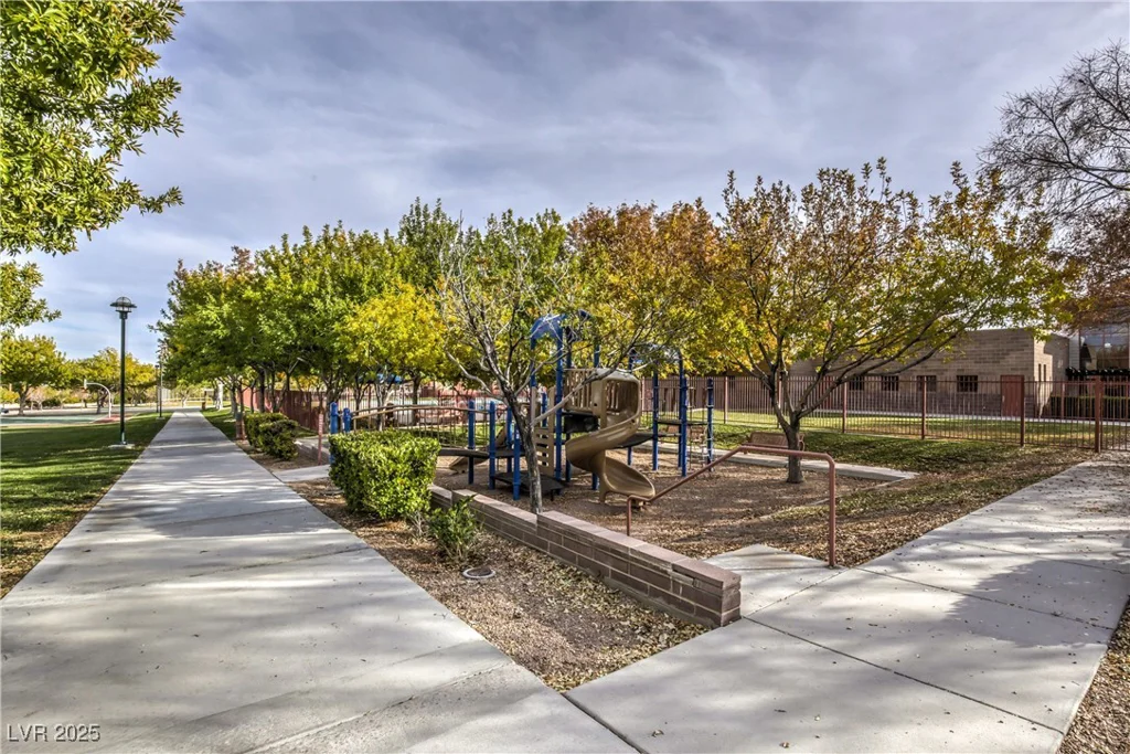 9901 Trailwood, Las Vegas, NV 89134
