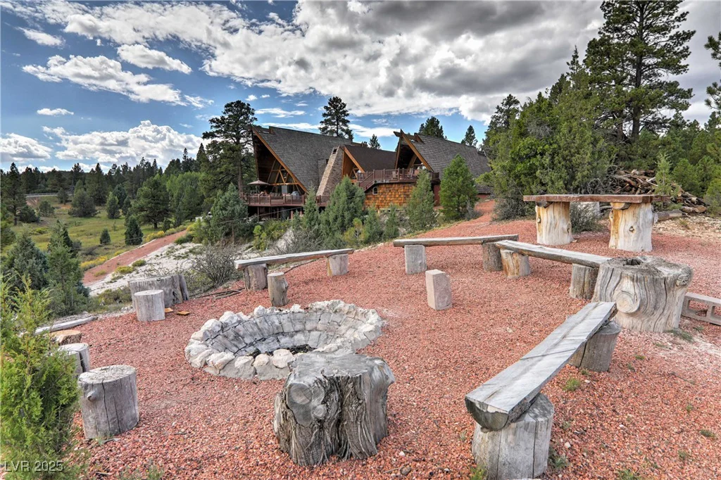 2814 Dead Horse, Duck Creek Village, UT 84762