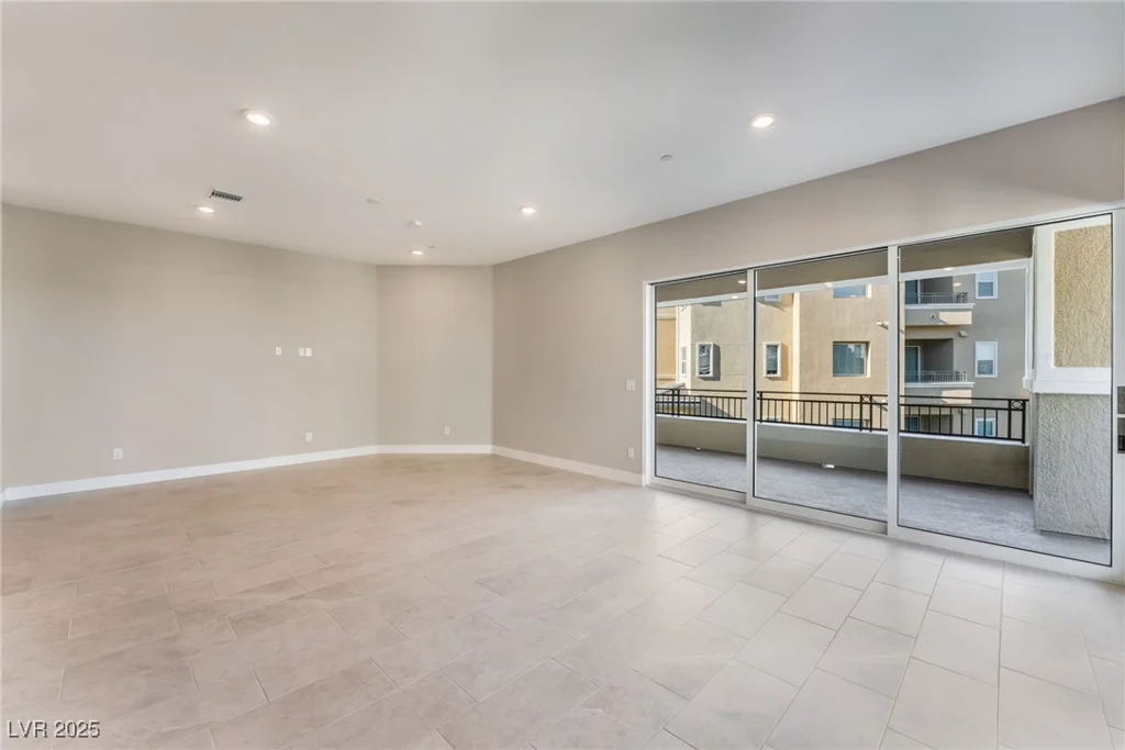 9132 Las Manaitas, Las Vegas, NV 89144