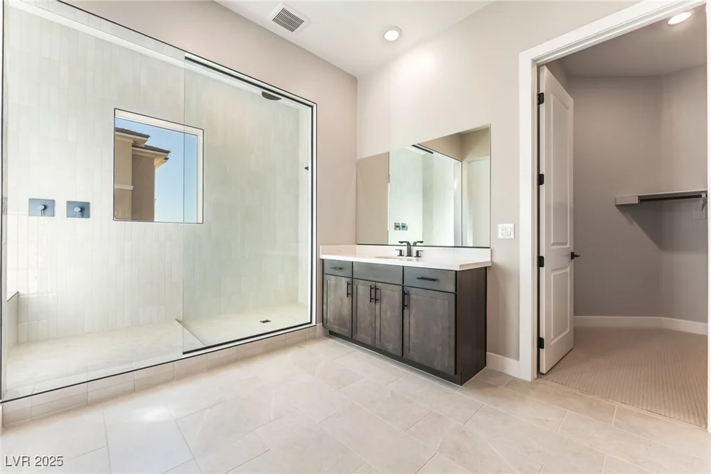 9132 Las Manaitas, Las Vegas, NV 89144
