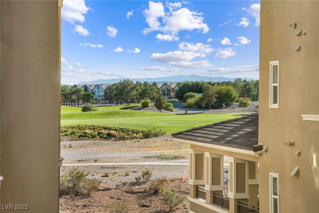 9132 Las Manaitas, Las Vegas, NV 89144