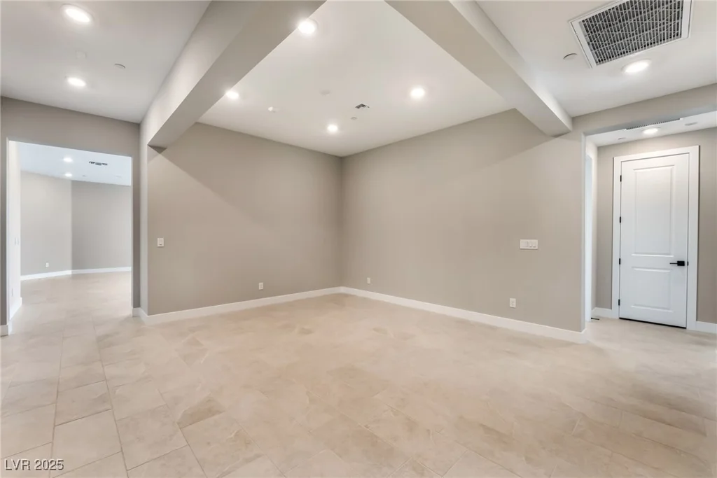 9132 Las Manaitas, Las Vegas, NV 89144