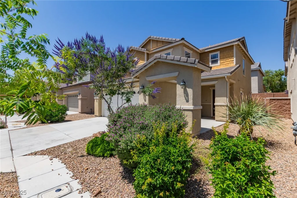 104 Big Cliff, North Las Vegas, NV 89031