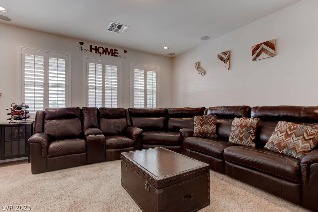 6881 Quiet Peeps, North Las Vegas, NV 89084