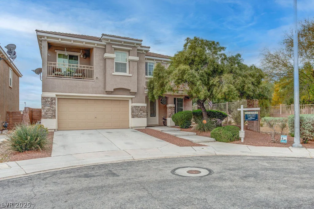 6881 Quiet Peeps, North Las Vegas, NV 89084