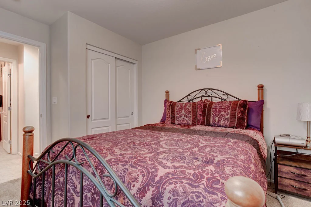 6881 Quiet Peeps, North Las Vegas, NV 89084