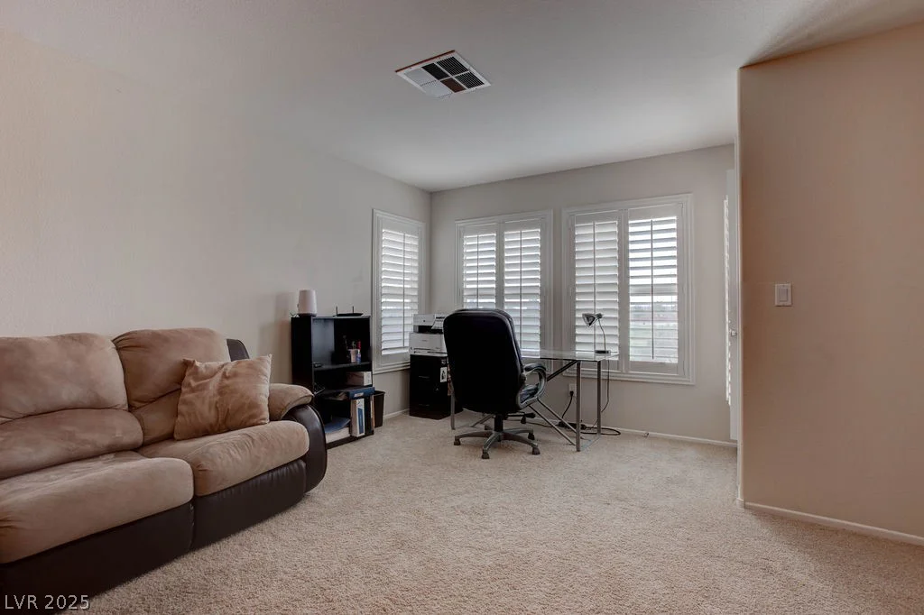 6881 Quiet Peeps, North Las Vegas, NV 89084