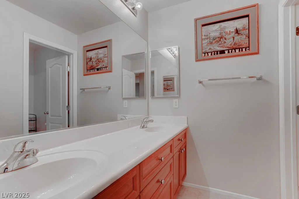 6881 Quiet Peeps, North Las Vegas, NV 89084