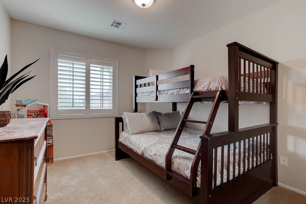 6881 Quiet Peeps, North Las Vegas, NV 89084