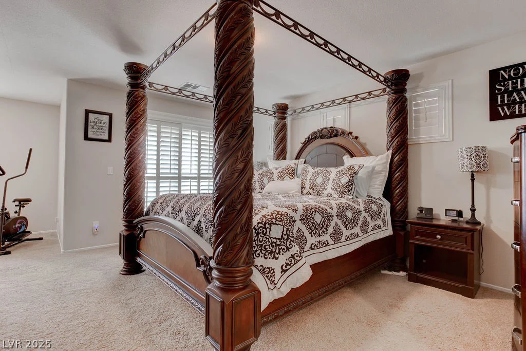 6881 Quiet Peeps, North Las Vegas, NV 89084