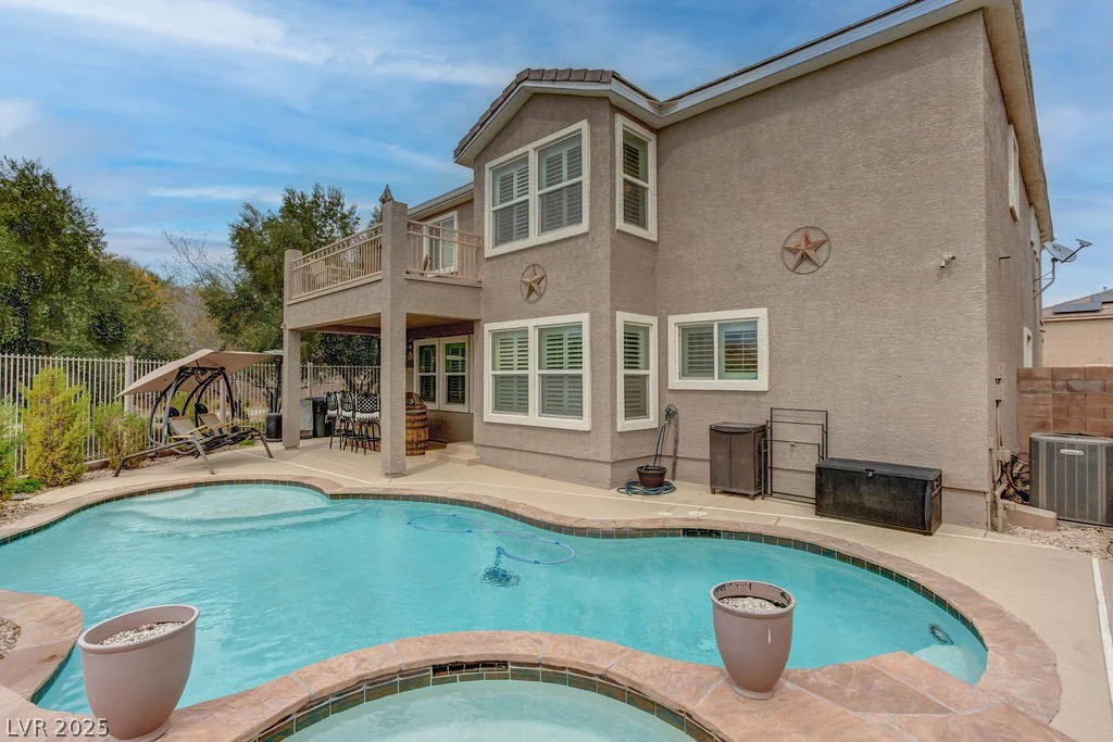 6881 Quiet Peeps, North Las Vegas, NV 89084