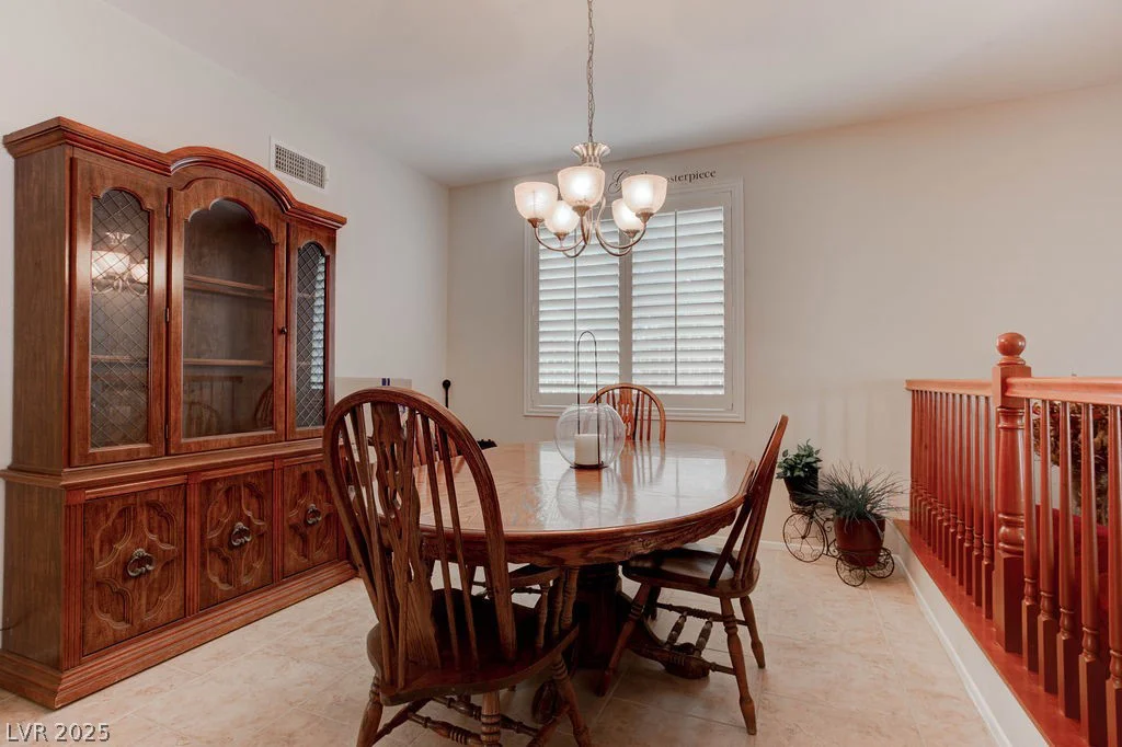 6881 Quiet Peeps, North Las Vegas, NV 89084