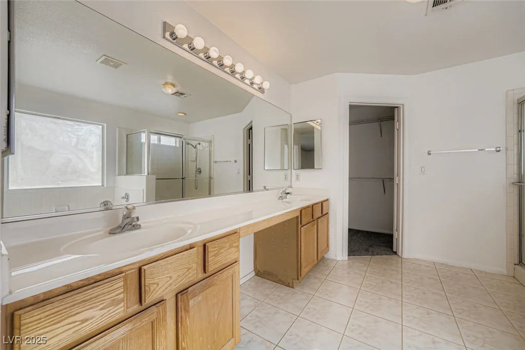 5805 Grand Heritage, Las Vegas, NV 89130