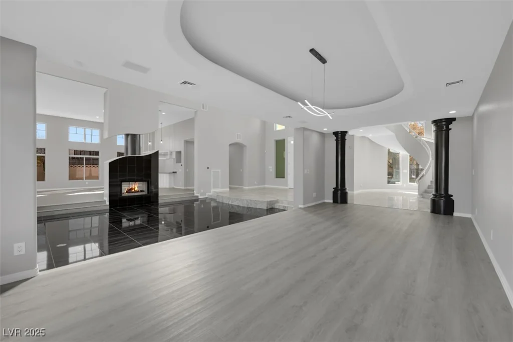 3860 Hildebrand, Las Vegas, NV 89121