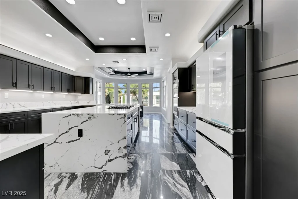 3860 Hildebrand, Las Vegas, NV 89121