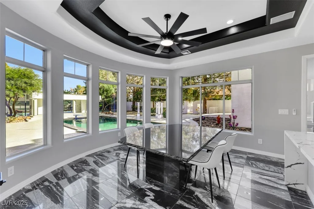 3860 Hildebrand, Las Vegas, NV 89121