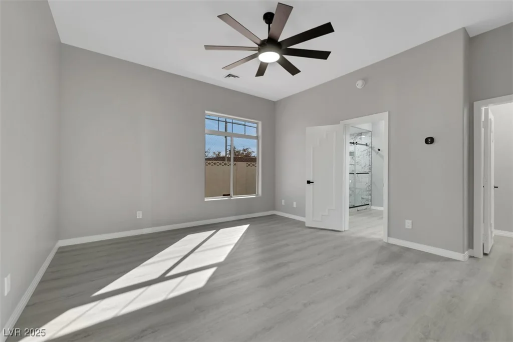3860 Hildebrand, Las Vegas, NV 89121