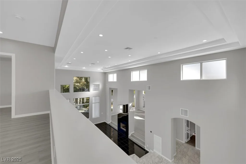 3860 Hildebrand, Las Vegas, NV 89121