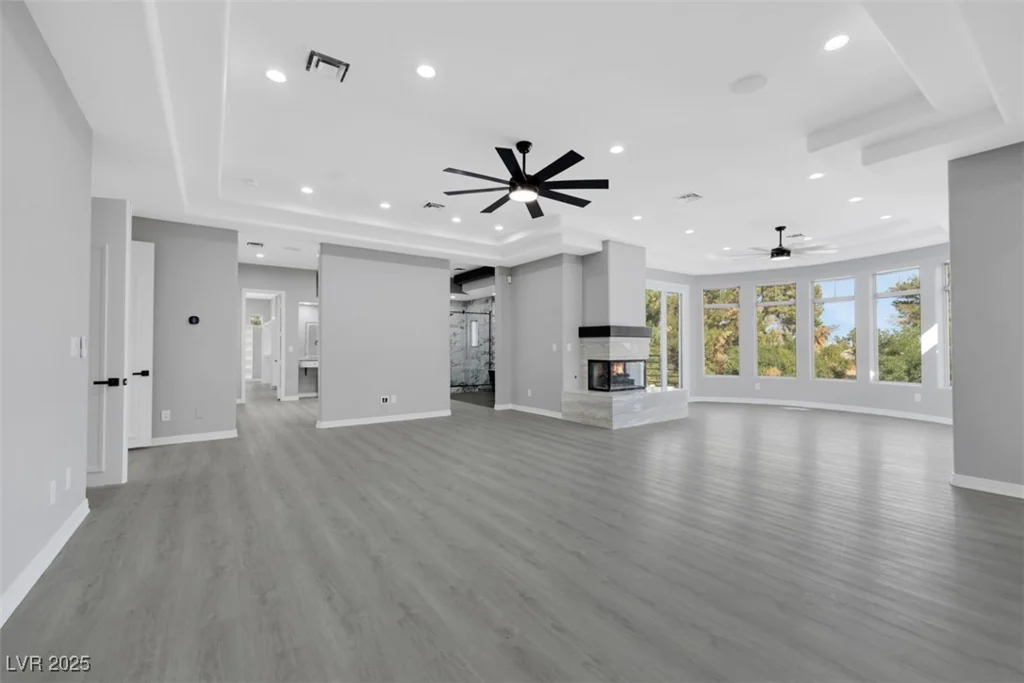 3860 Hildebrand, Las Vegas, NV 89121