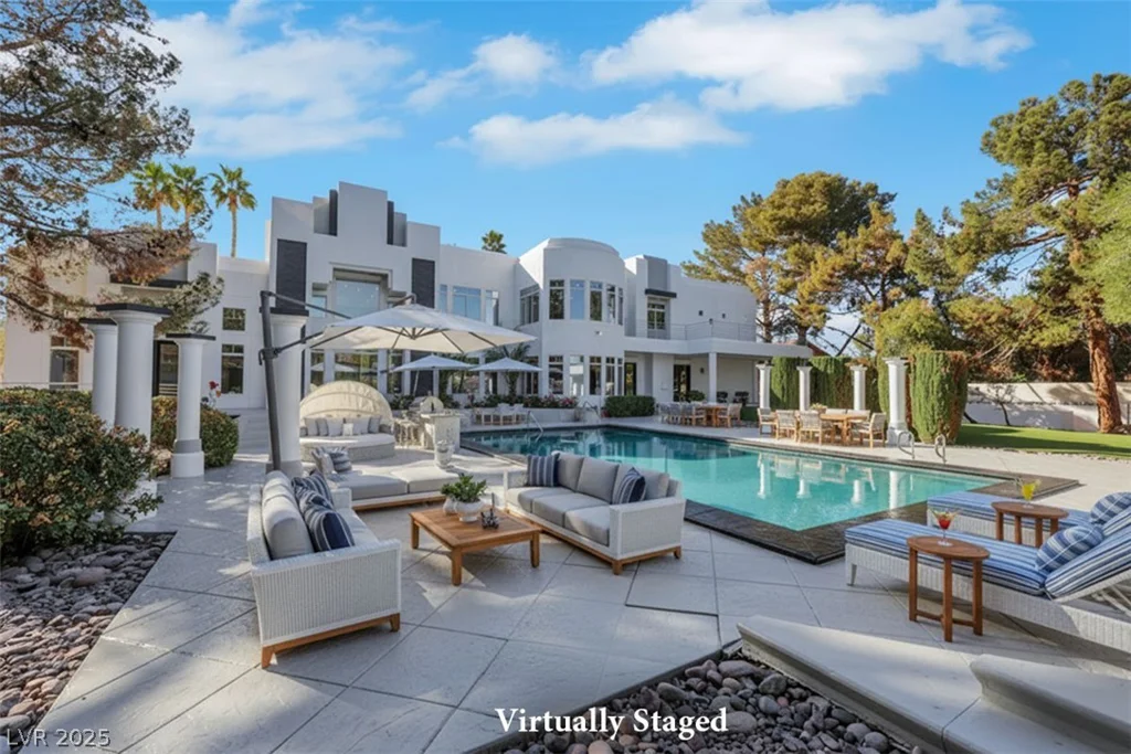 3860 Hildebrand, Las Vegas, NV 89121