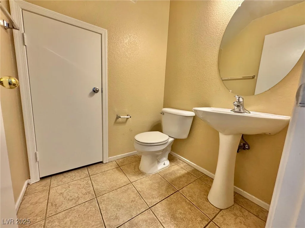 5828 Fern Gully, North Las Vegas, NV 89031