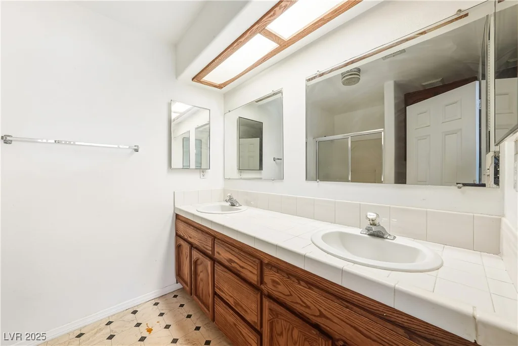 3380 Pahrump Valley, Pahrump, NV 89048