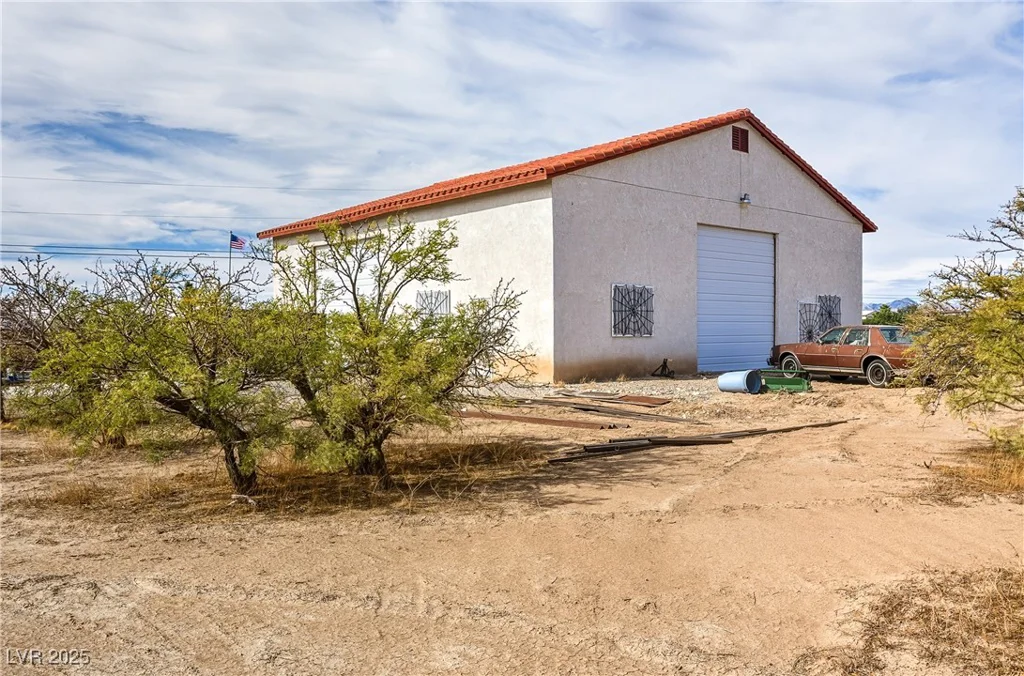 3380 Pahrump Valley, Pahrump, NV 89048