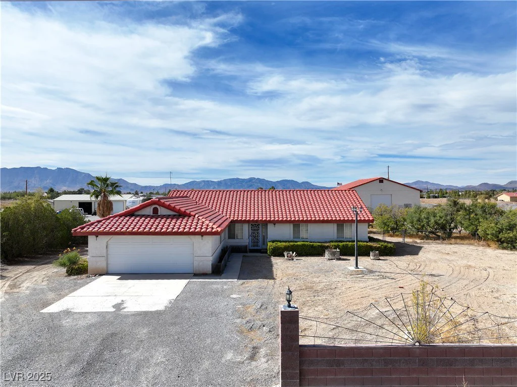 3380 Pahrump Valley, Pahrump, NV 89048
