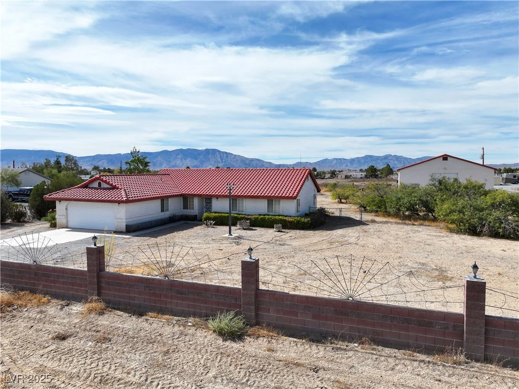 3380 Pahrump Valley, Pahrump, NV 89048