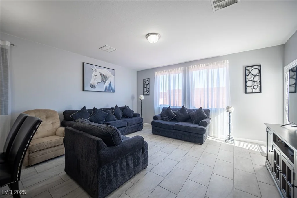 3744 Austell, Las Vegas, NV 89129