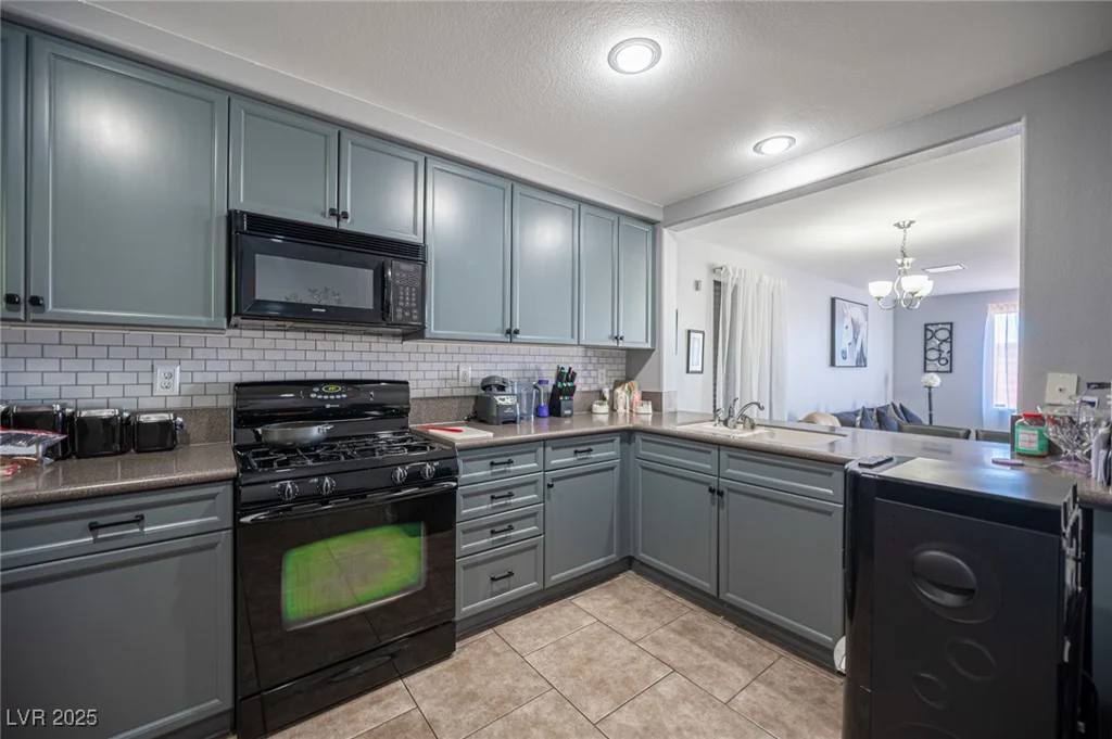 3744 Austell, Las Vegas, NV 89129