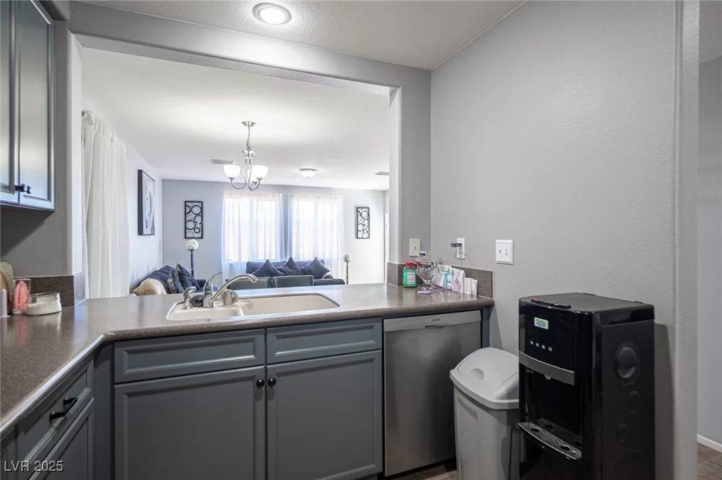 3744 Austell, Las Vegas, NV 89129