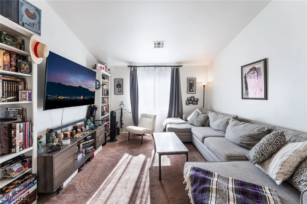 925 Baritone, North Las Vegas, NV 89032