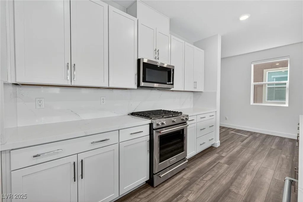 6930 Dandelion Park, Las Vegas, NV 89113