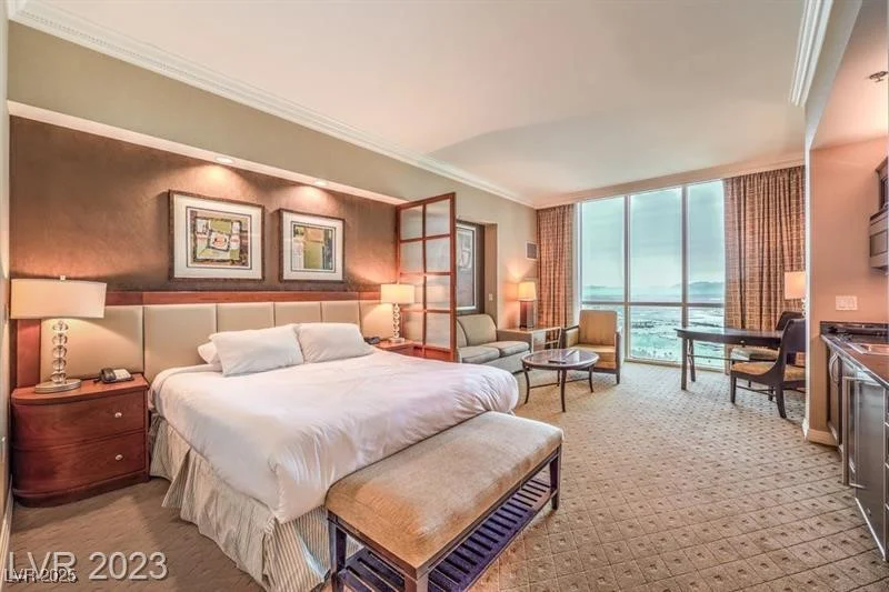 145 Harmon, Las Vegas, NV 89109