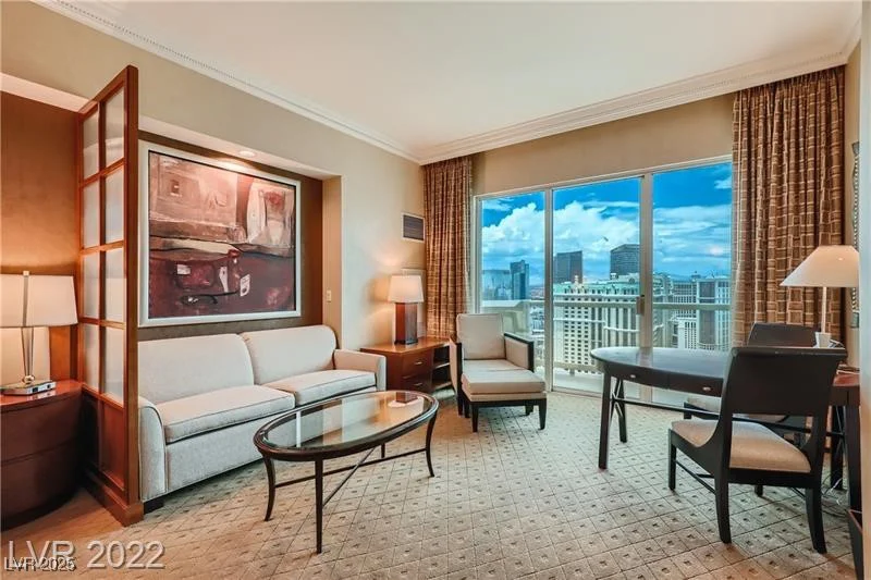 145 Harmon, Las Vegas, NV 89109