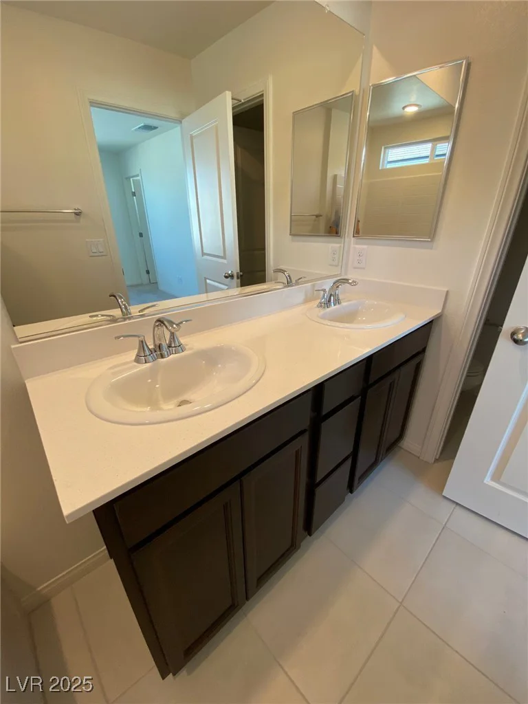 4740 Parkarbor, Las Vegas, NV 89141