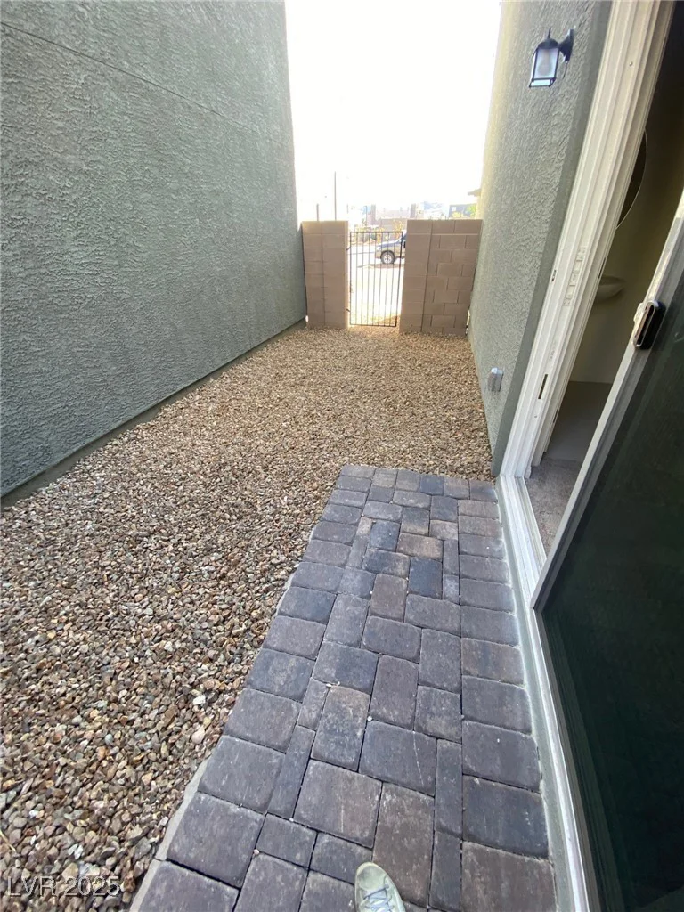 4740 Parkarbor, Las Vegas, NV 89141