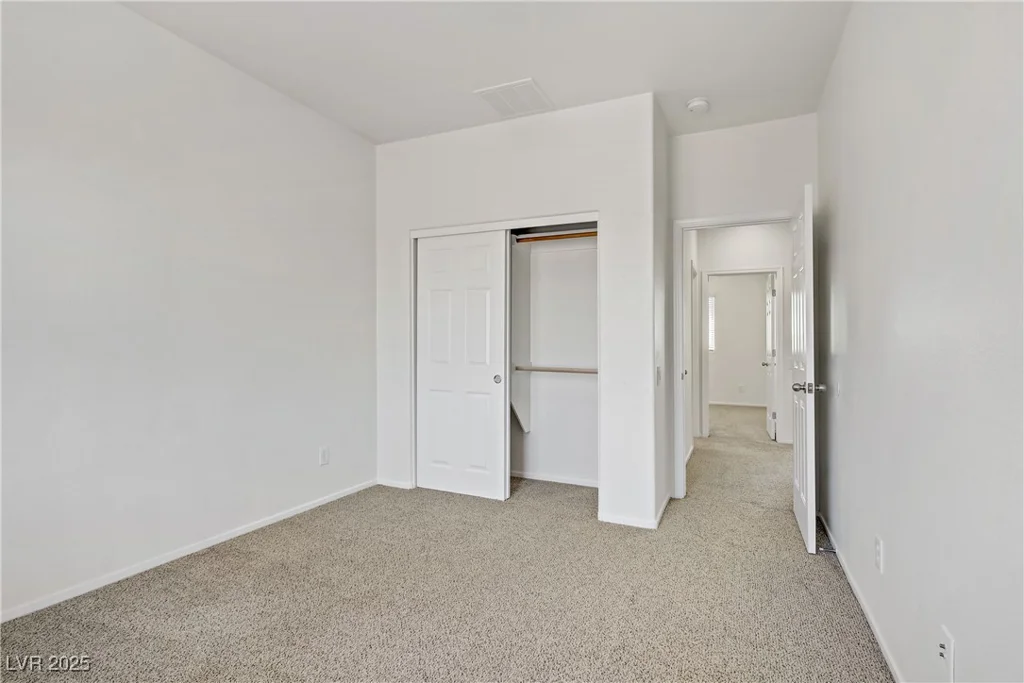 6933 Diver, North Las Vegas, NV 89084