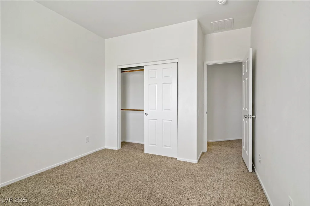 6933 Diver, North Las Vegas, NV 89084