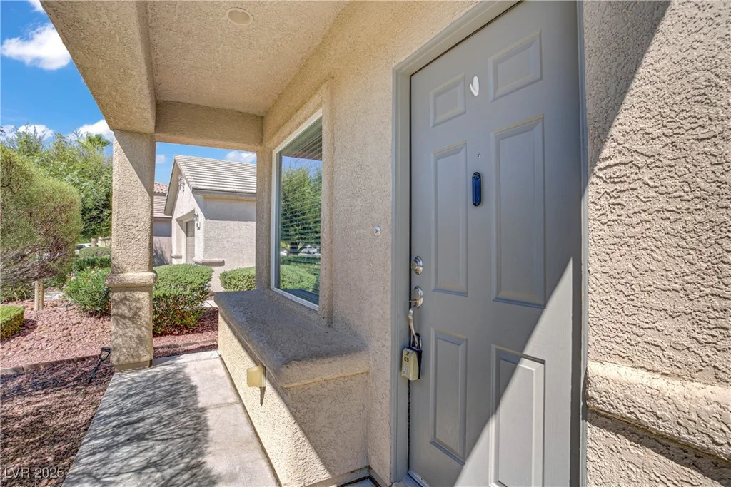 6933 Diver, North Las Vegas, NV 89084