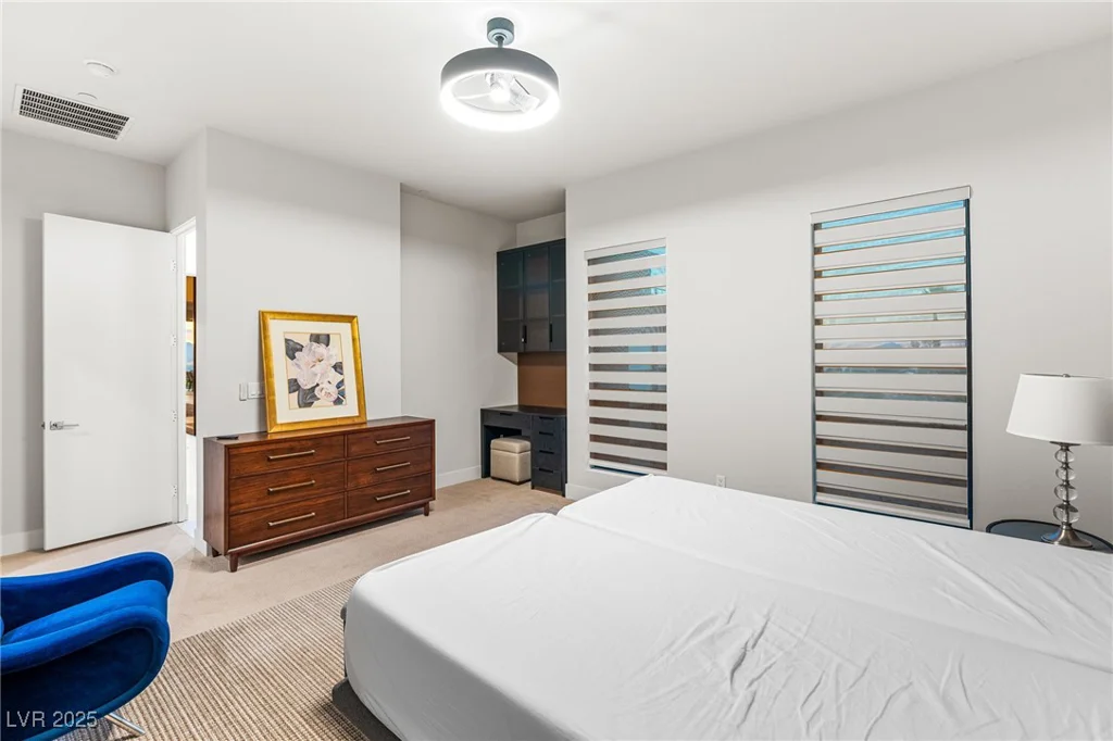 569 Overlook Rim, Henderson, NV 89012