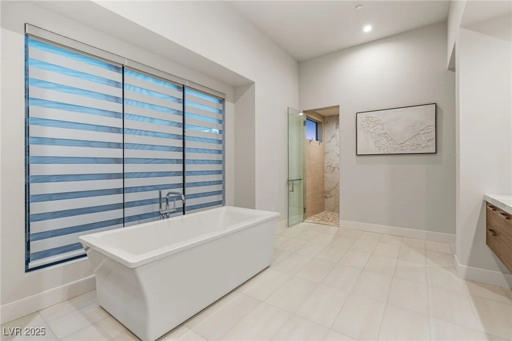 569 Overlook Rim, Henderson, NV 89012