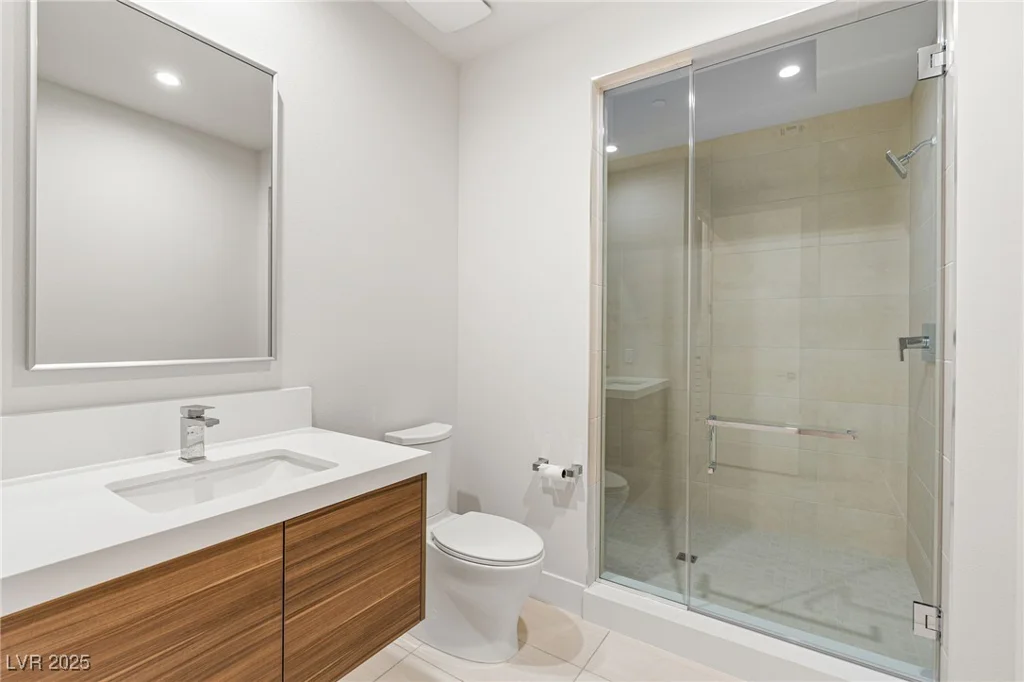 569 Overlook Rim, Henderson, NV 89012